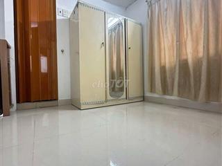 NHÀ 3 PHÒNG GẦN CHỢ HOÀ HƯNG