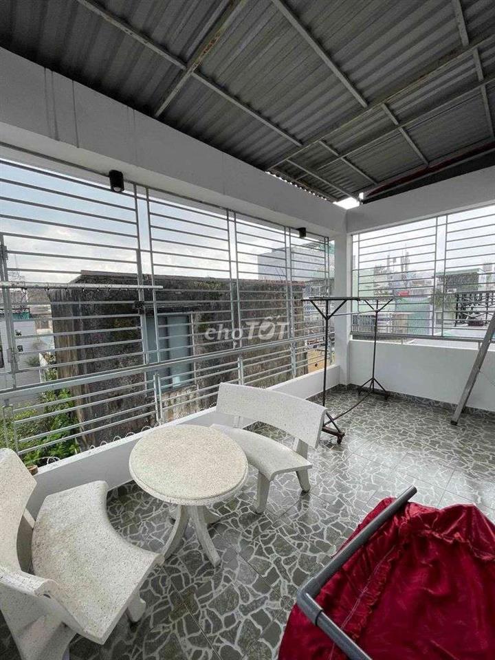 NHÀ 5 PHÒNG ĐẦY ĐỦ NỘI THẤT 