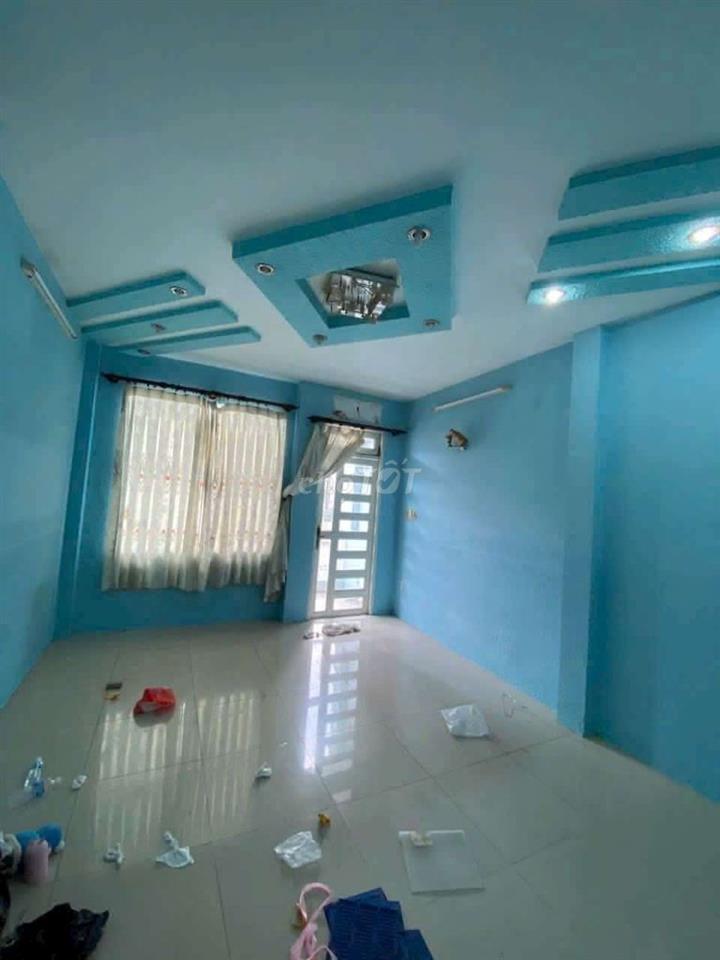 5 PHÒNG 4 X 20M MẶT TIỀN ĐƯỜNG MAI XUÂN THƯỞNG