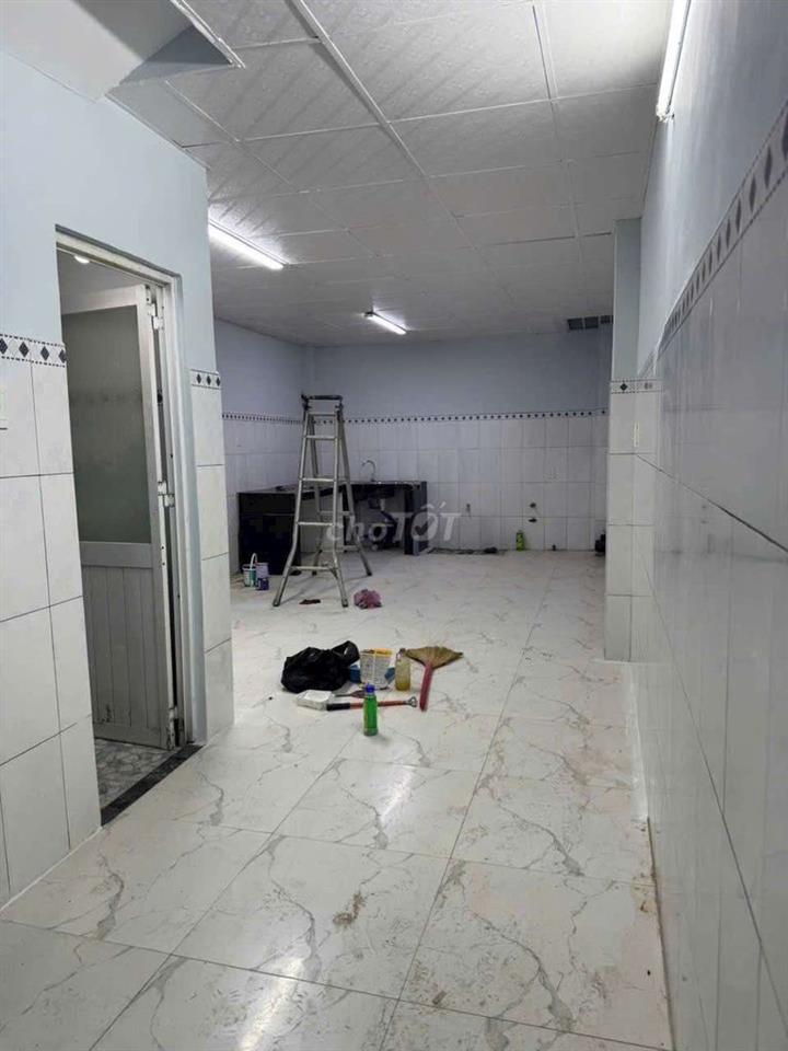NHÀ 3 PHÒNG 4 X 16M NGUYỄN VĂN LUÔNG 