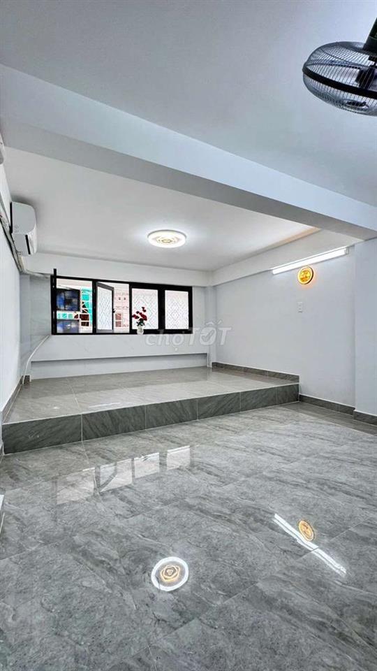 MẶT TIỀN ĐƯỜNG KINH DOANH 