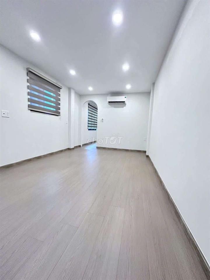 NHÀ 2 PHÒNG MÁY LẠNH NGÃ 4 BẢY HIỀN