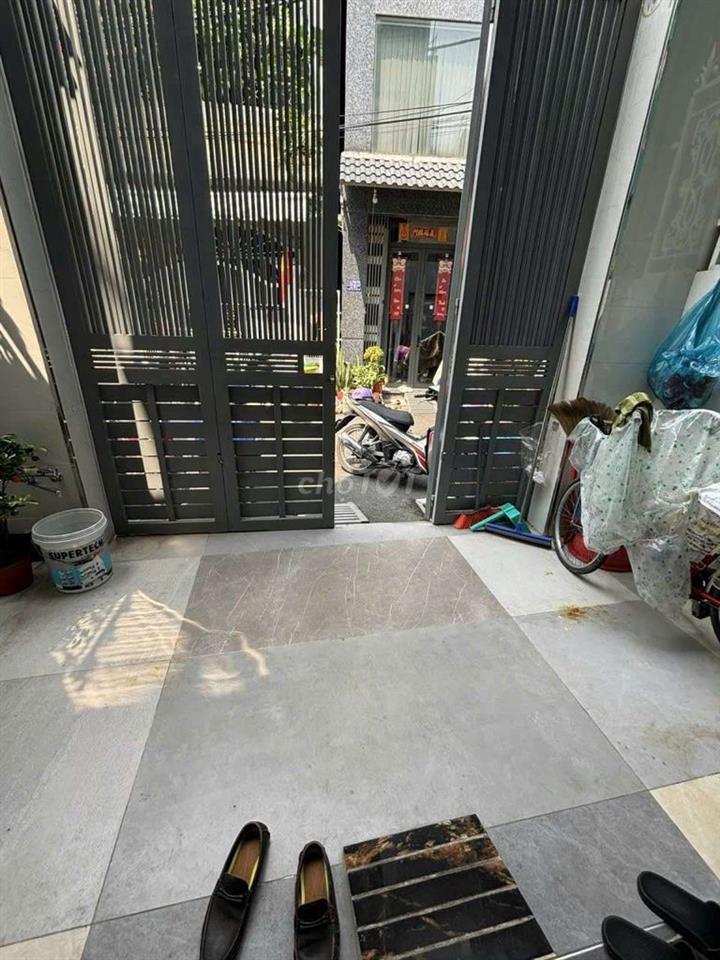 4 X 20M 3 PHÒNG ĐANG SƠN MỚI TÔ HIỆU 