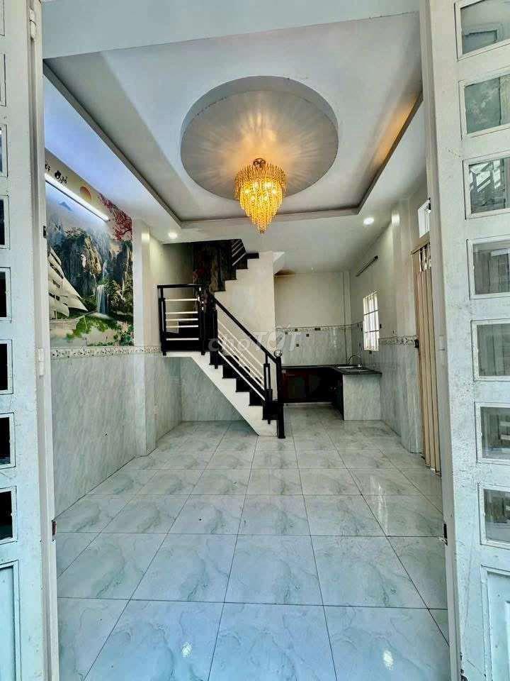CĂN GÓC 3 PHÒNG HẺM 5M BÀ HOM 