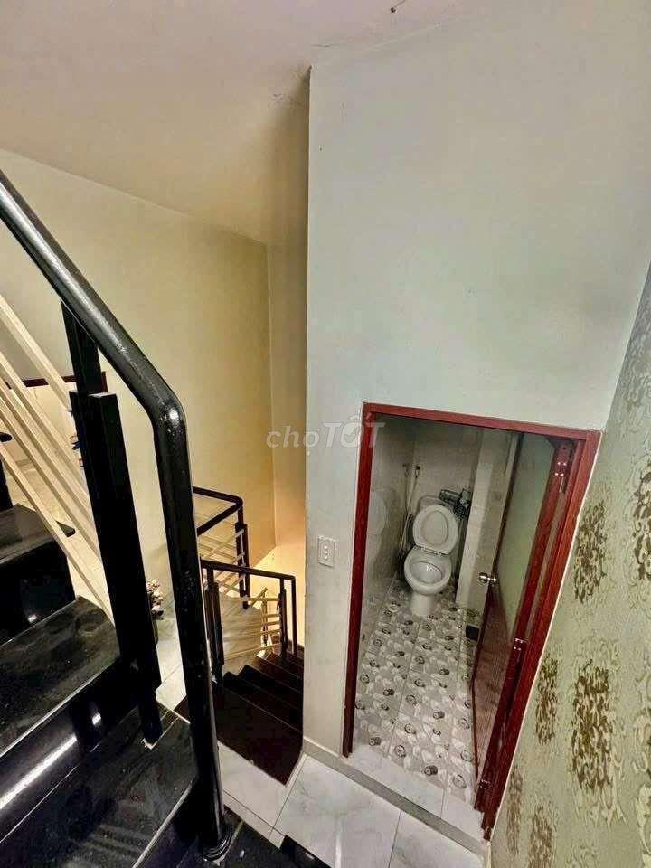 CĂN GÓC 3 PHÒNG HẺM 5M BÀ HOM 