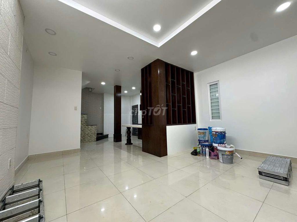 CĂN GÓC 3 PHÒNG MÁY LẠNH NGUYỄN TRI PHƯƠNG 