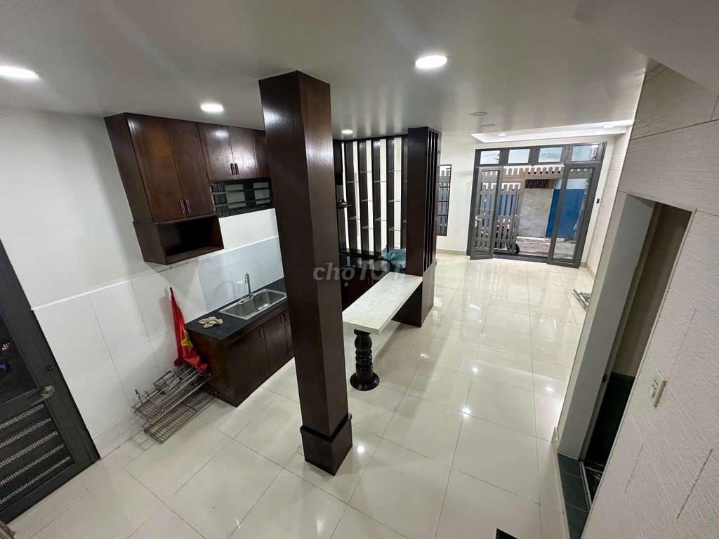 CĂN GÓC 3 PHÒNG MÁY LẠNH NGUYỄN TRI PHƯƠNG 