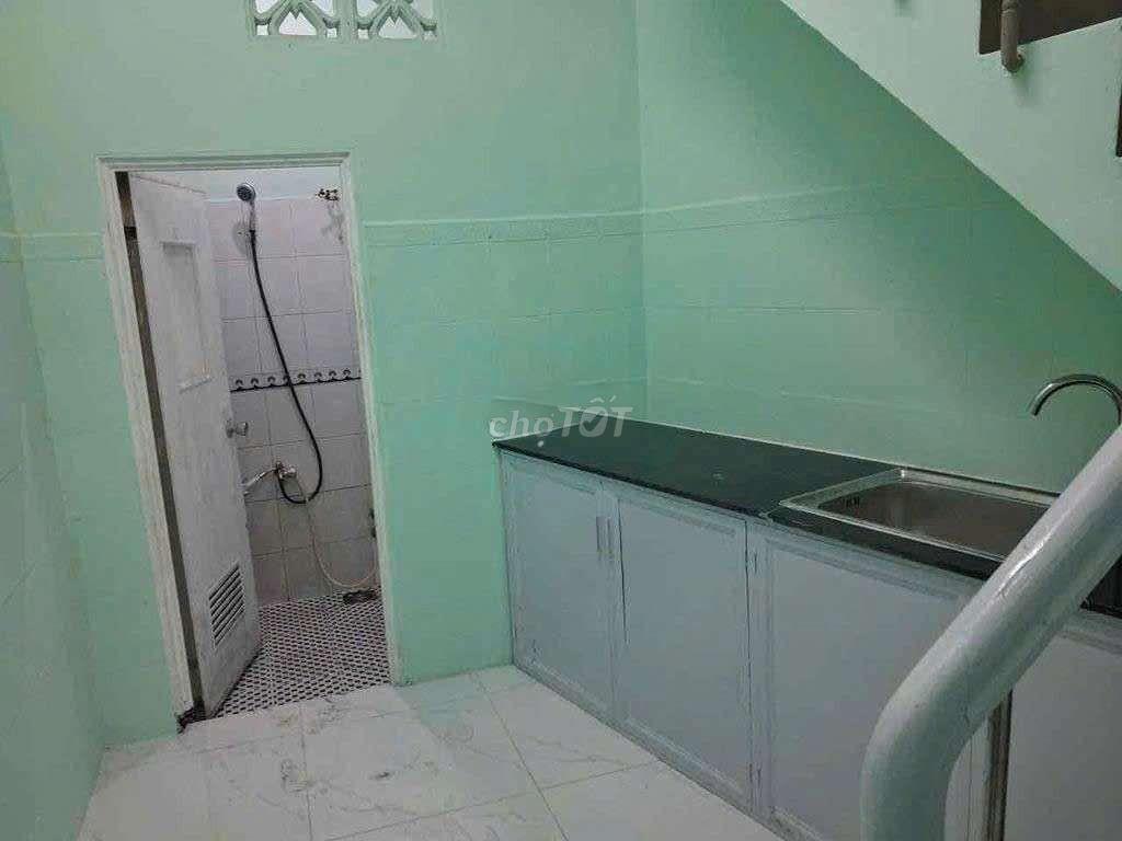 NHÀ VỊ TRÍ KINH DOANH BUÔN BÁN OK 