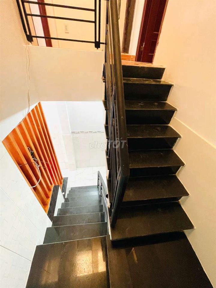NHÀ CĂN GÓC 2 PHÒNG 