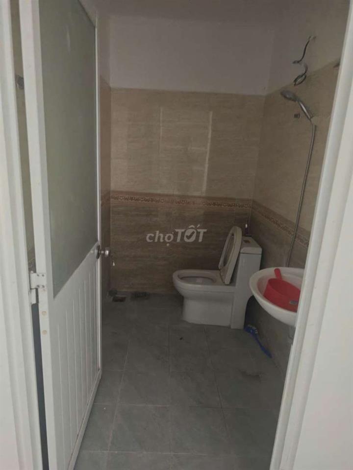 NHÀ 8 X 16M GẦN BẾN XE MIỀN TÂY