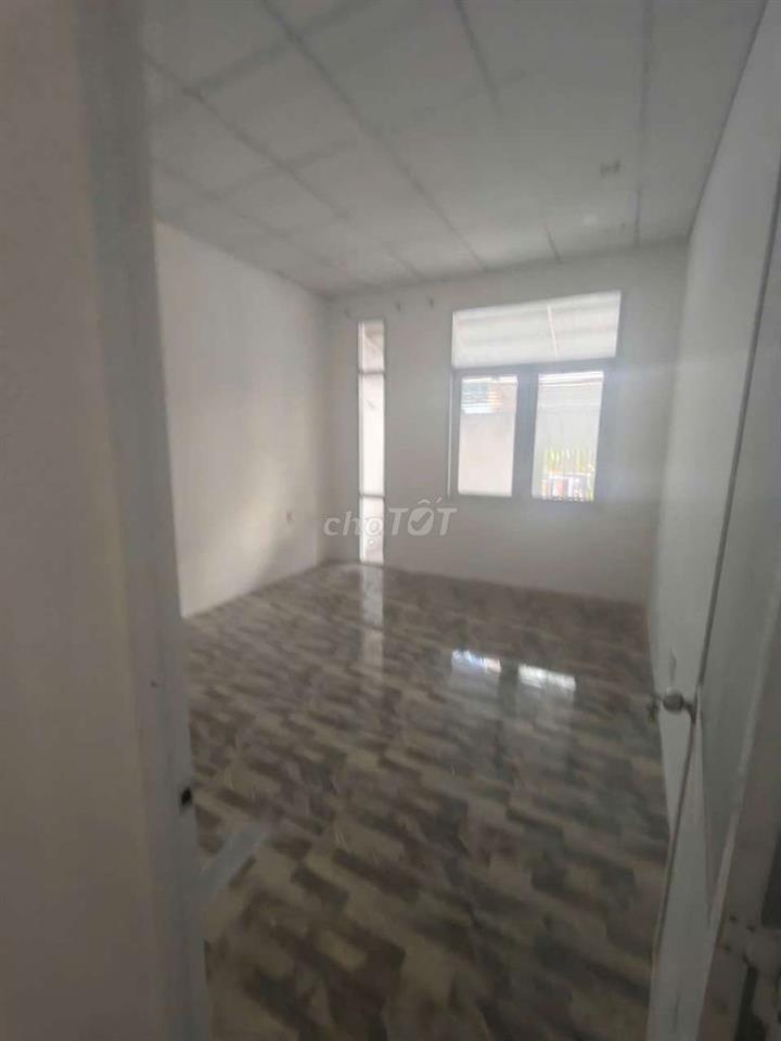 NHÀ 8 X 16M GẦN BẾN XE MIỀN TÂY