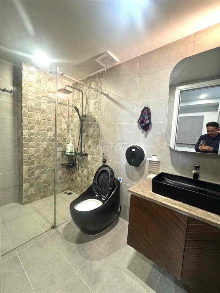 Cần cho thuê nhà đầy đủ tiện nghi , nội thất cao cấp