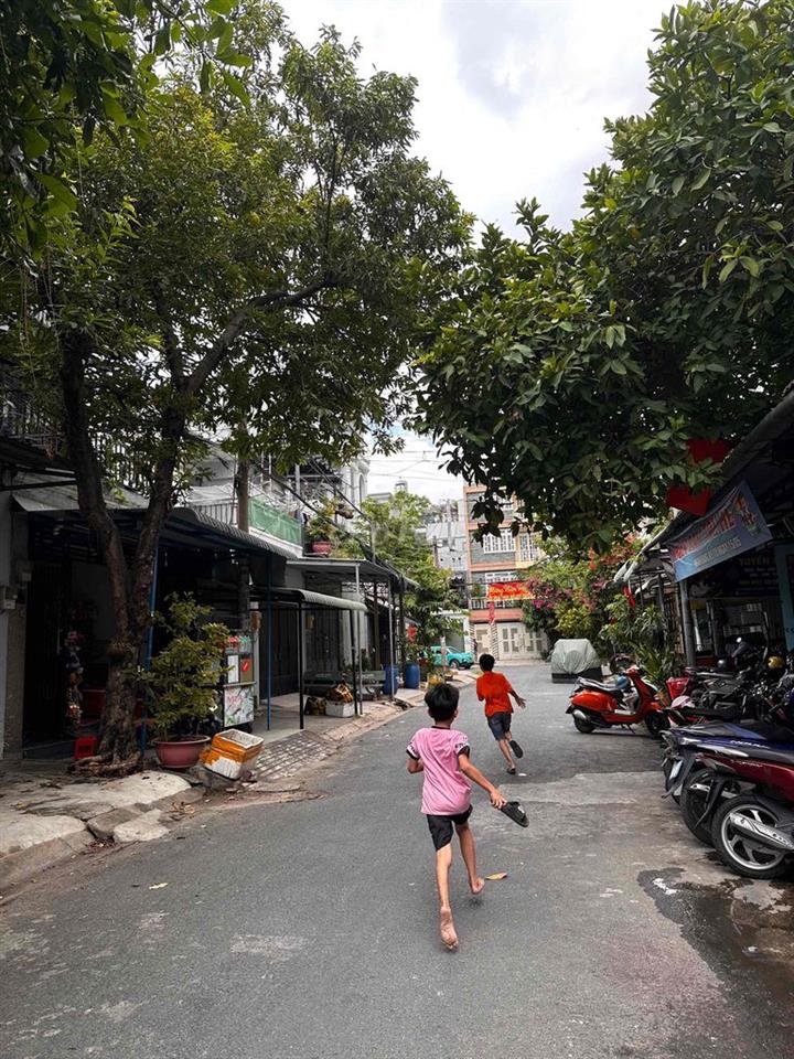 Nhà KDC Vĩnh Lộc 4x15M - 2 phòng