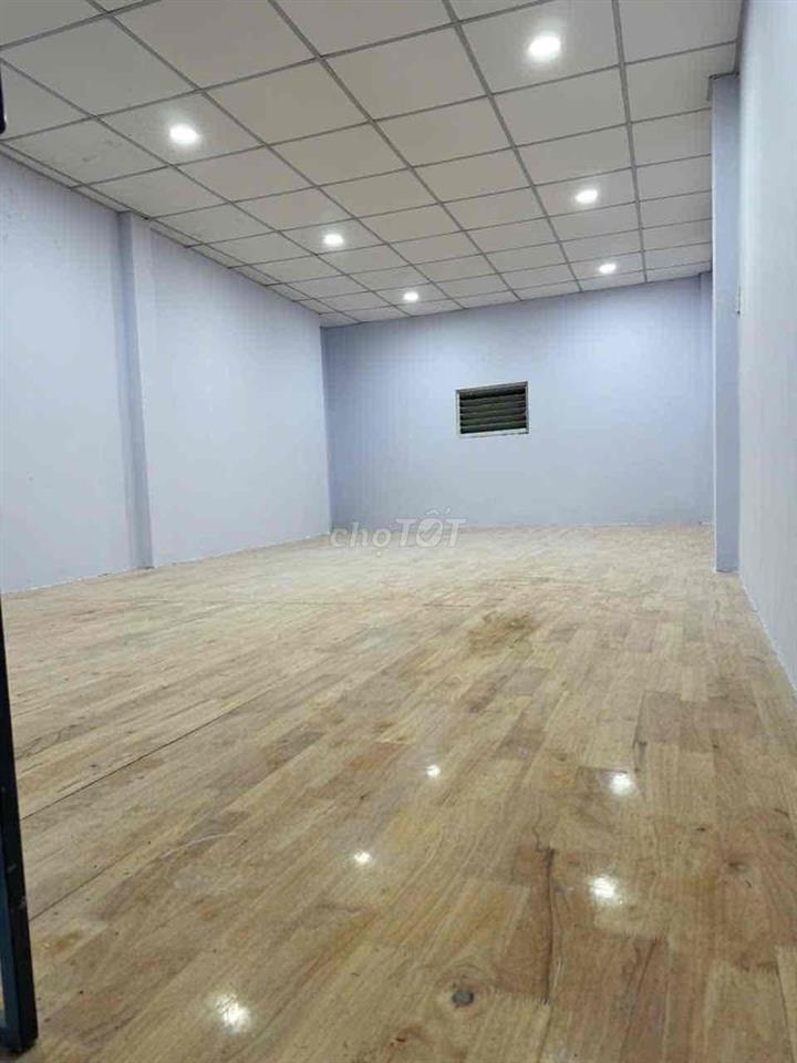 Nhà như hình - 4x17M - 5tr/ tháng