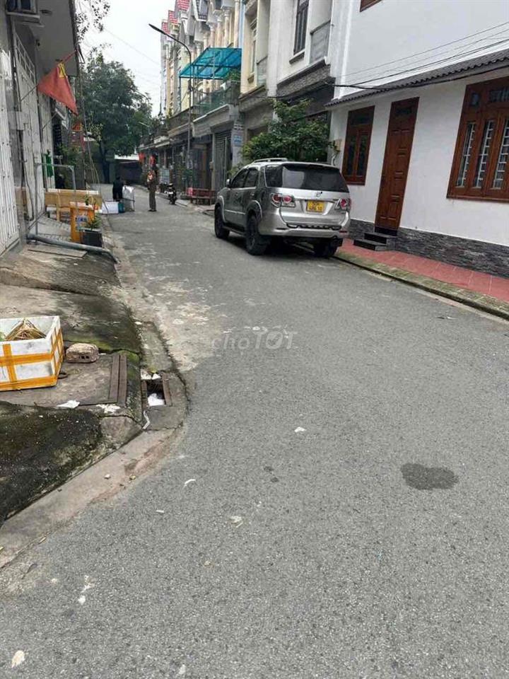 Nhà sát KDC vĩnh lộc 4x18M - 6tr/ tháng