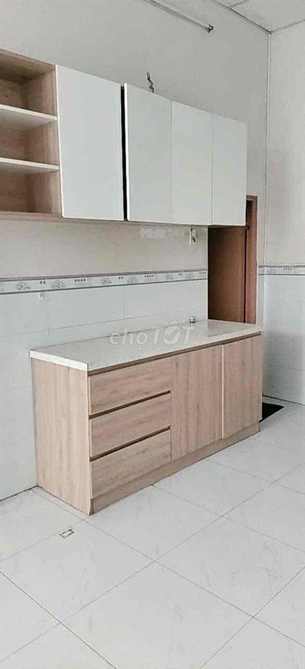 Nhà liên khu 4-5 ( 4x10M ) 1 lầu - 1 phòng