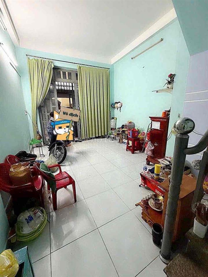 Nhà liên khu 4-5  ( 4x14M ) 3 phòng - 6,5tr/ tháng