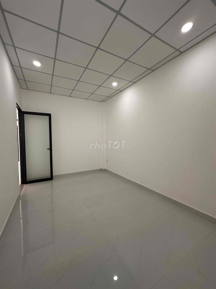 nhà mới 4x16M - 1 lầu - 3 phòng giá 6tr