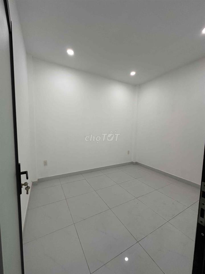 nhà mới 4x16M - 1 lầu - 3 phòng giá 6tr