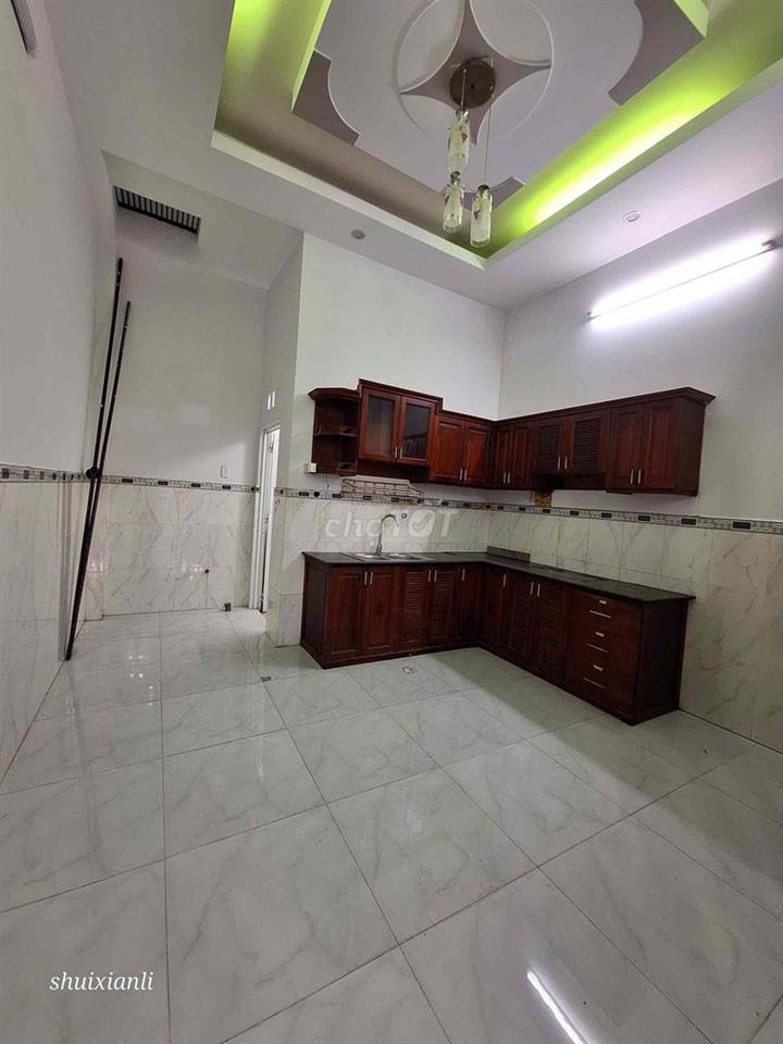 Nhà liên khu 5-6 ( 4x16M ) 2 phòng - 2wc