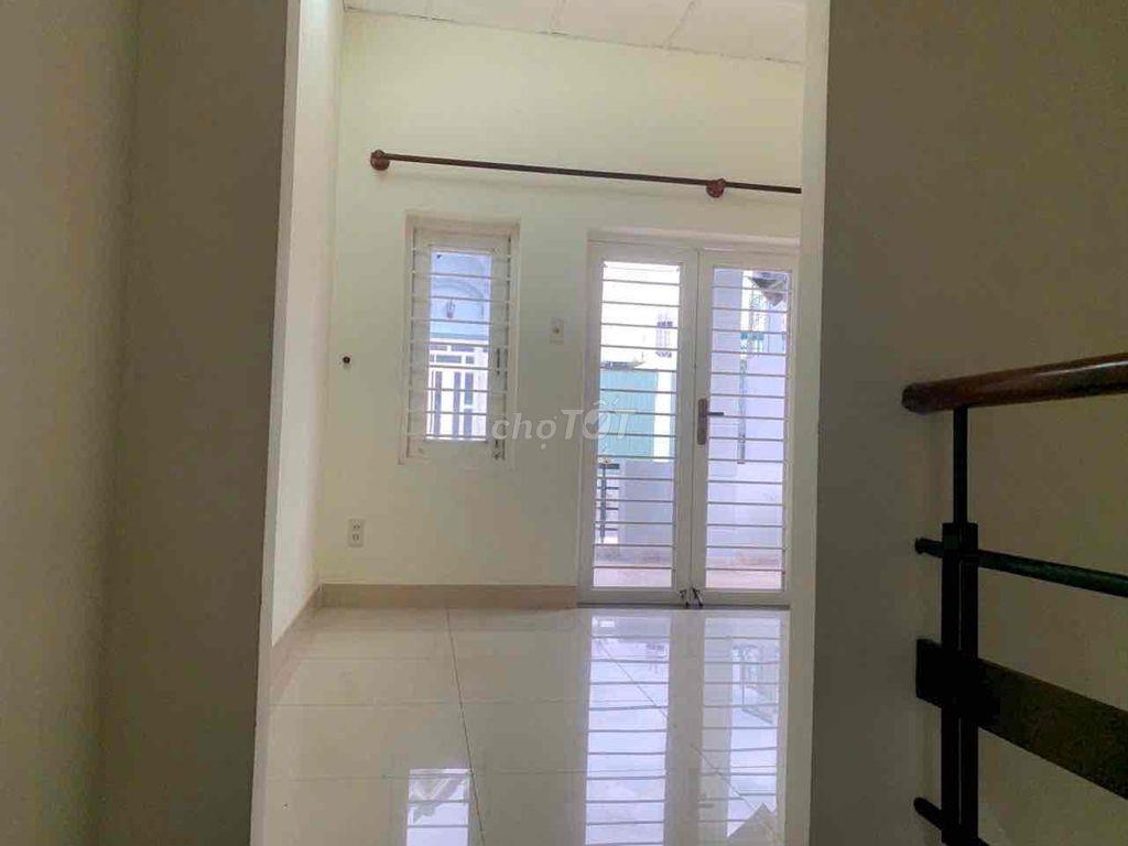 Nhà 1/ bình thành 4x15M - 4 phòng - 8tr/ tháng