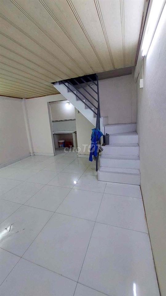 Nhà cuối lk4-5 thuộc tân vĩnh lộc 2 phòng 3,5tr/ tháng
