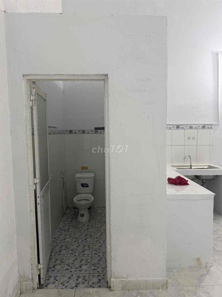 Nhà 1/ bình thành 5x20M - 5tr/ tháng