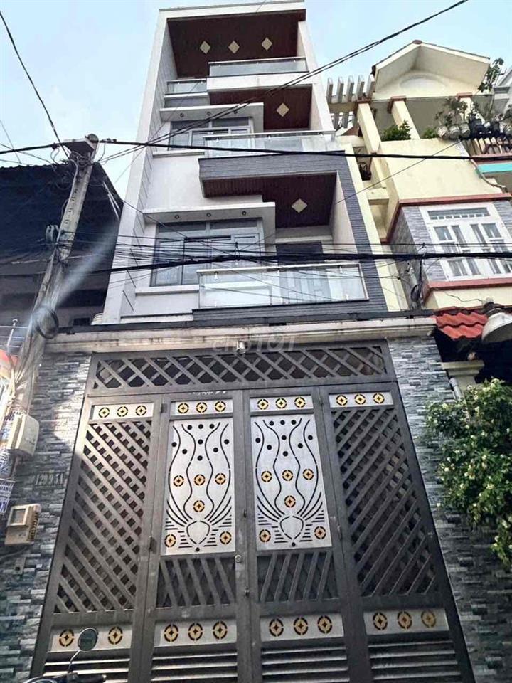 Nhà liên khu 5-6 ( 4pn-5wc ) giá 10tr/ tháng