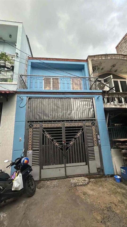 Nhà 1/ đường số 8 - 2 phòng 5,7tr/ tháng
