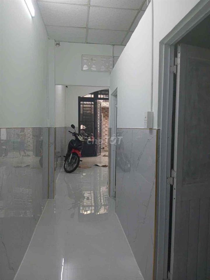 Nhà liên khu 5-6 ( 4x10M ) 3 phòng