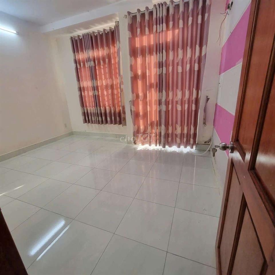 Cho thuê nhà hẻm Hương Lộ 2: 4.5mx15m 1 trệt 3 lầu, 4PN 3WC