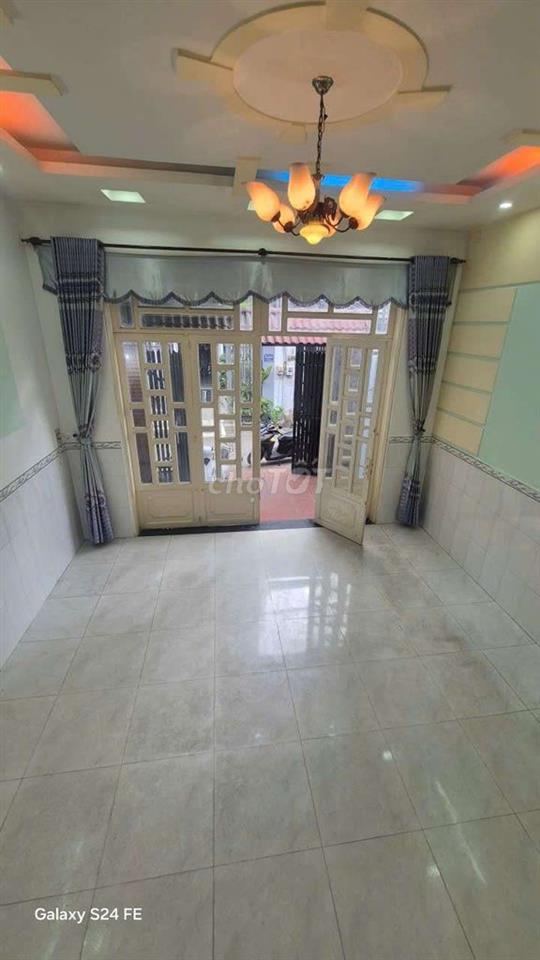 Cho thuê nhà hẻm Lê Văn Quới: 5mx16m 1 trệt 1 lầu, 3PN 2WC
