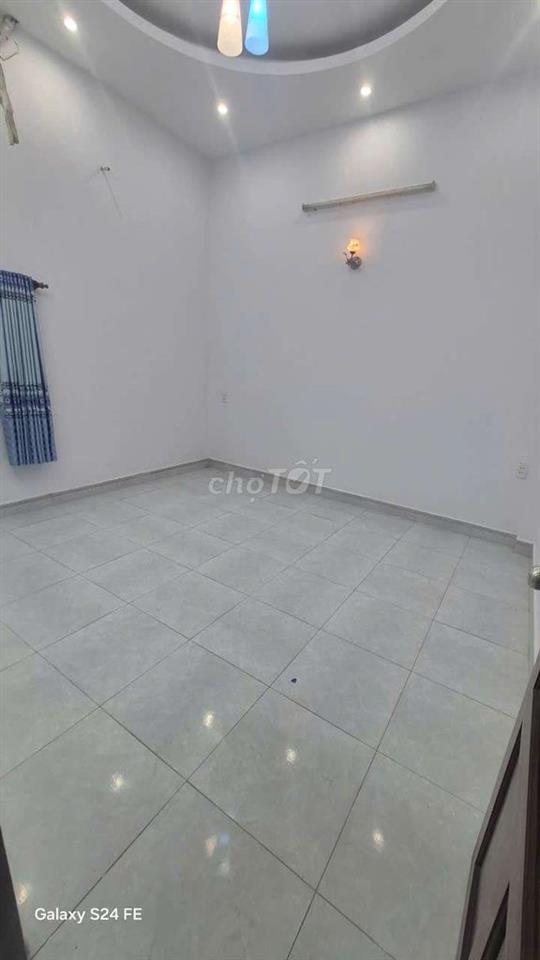 Cho thuê nhà hẻm Lê Văn Quới: 5mx16m 1 trệt 1 lầu, 3PN 2WC