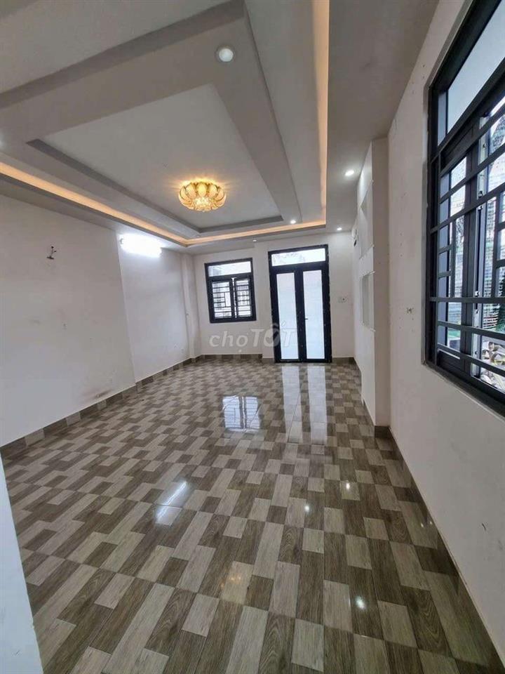 Cho thuê nhà 1/ Bình Trị Đông: 5mx20m 1 trệt 2 lầu, 4PN 5WC