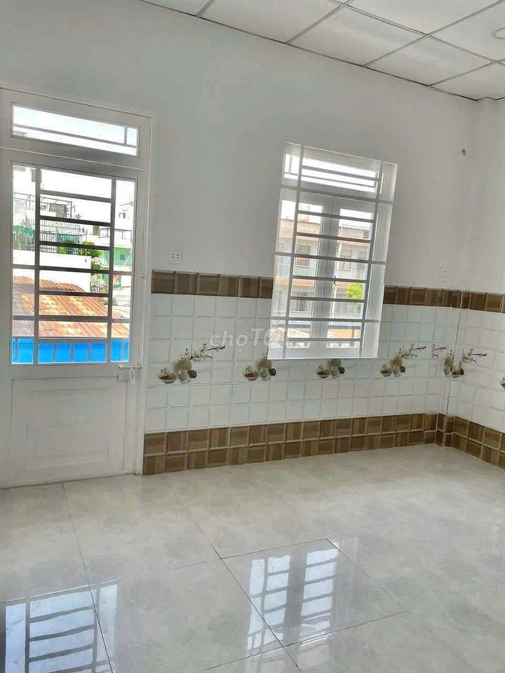 Cho thuê nhà hẻm Gò Xoài: 4mx10m 1 trệt 2 lầu, 4PN 3WC