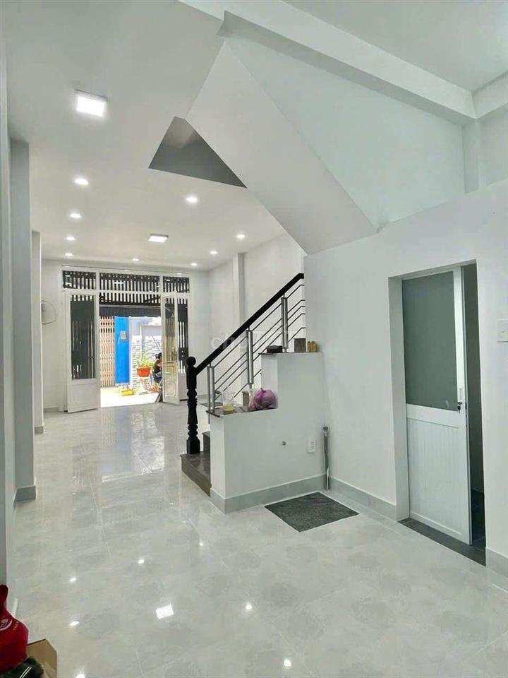 Cho thuê nhà hẻm Gò Xoài: 4mx10m 1 trệt 2 lầu, 4PN 3WC