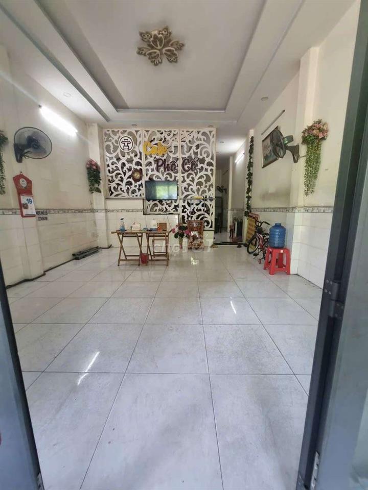 Cho thuê nhà Mặt Tiền Tân Hòa Đông, Bình Tân: 5mx14m 1 trệt 2 lầu, 2PN