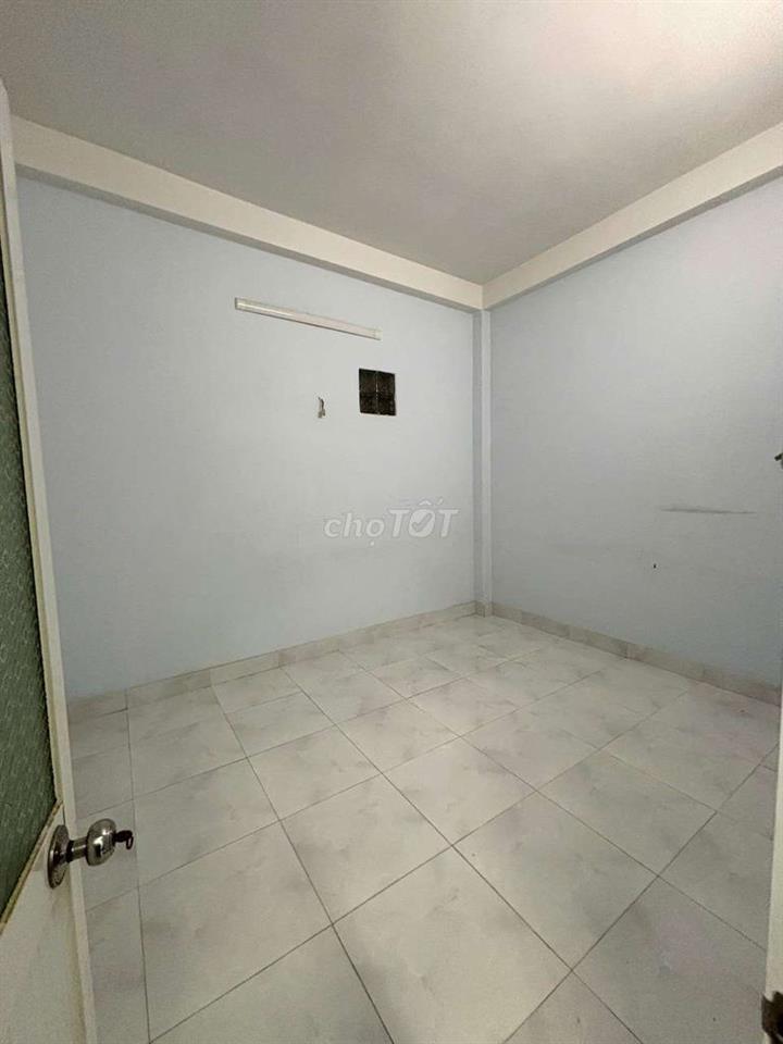 Cho thuê nhà hẻm 62 đường Ao Đôi: 4mx10m 1 trệt 2 lầu, 4PN 3WC