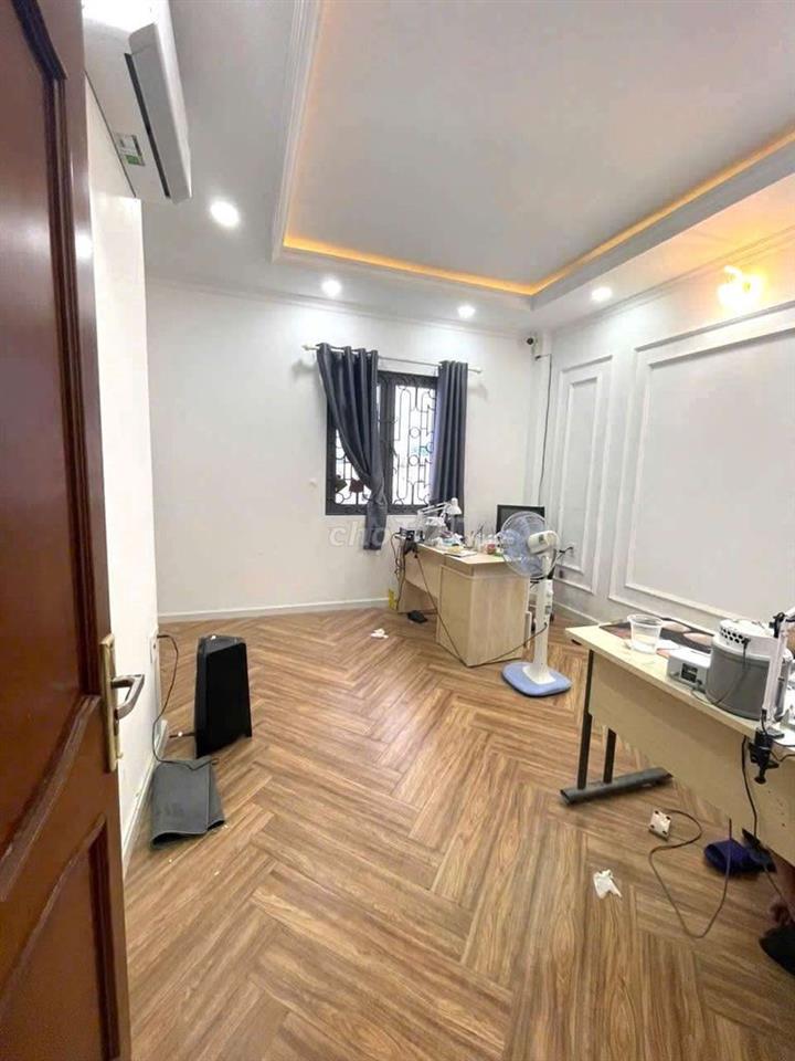 Cho thuê nhà hẻm Hương Lộ 2: 4.5mx16m 1 lửng 3 lầu, 4PN 5WC
