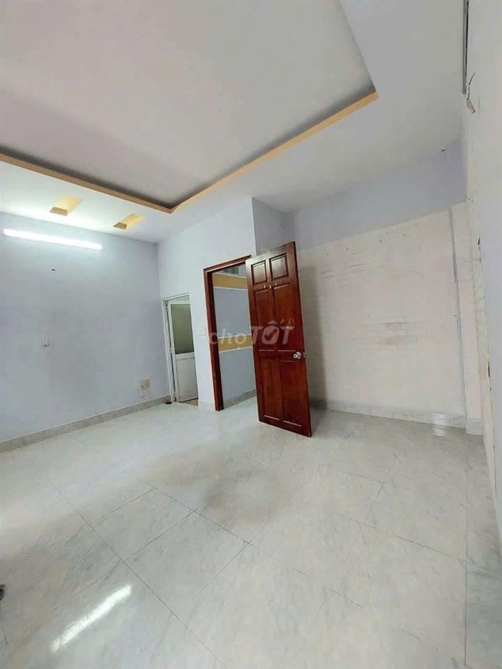 Cho thuê nhà hẻm 730 Hương Lộ 2: 4.5mx14m 1 trệt 3 lầu, 4PN 5WC