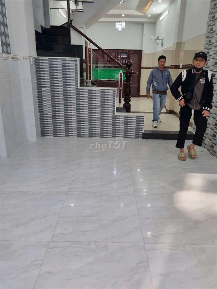 Cho thuê nhà 1/ Lê Văn Quới: 4mx14m 1 trệt 3 lầu, 4PN 5WC