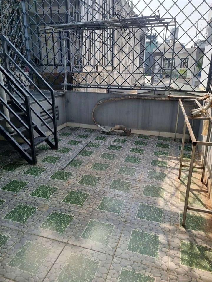 Cho thuê nhà 1/ Lê Văn Quới: 4mx14m 1 trệt 3 lầu, 4PN 5WC