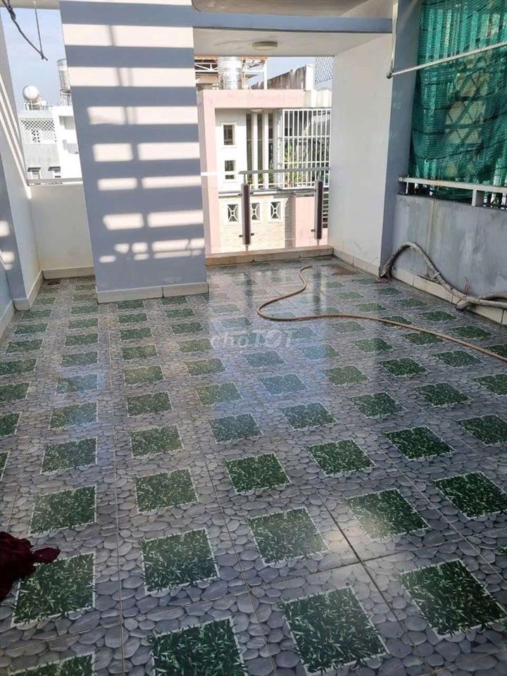 Cho thuê nhà 1/ Lê Văn Quới: 4mx14m 1 trệt 3 lầu, 4PN 5WC