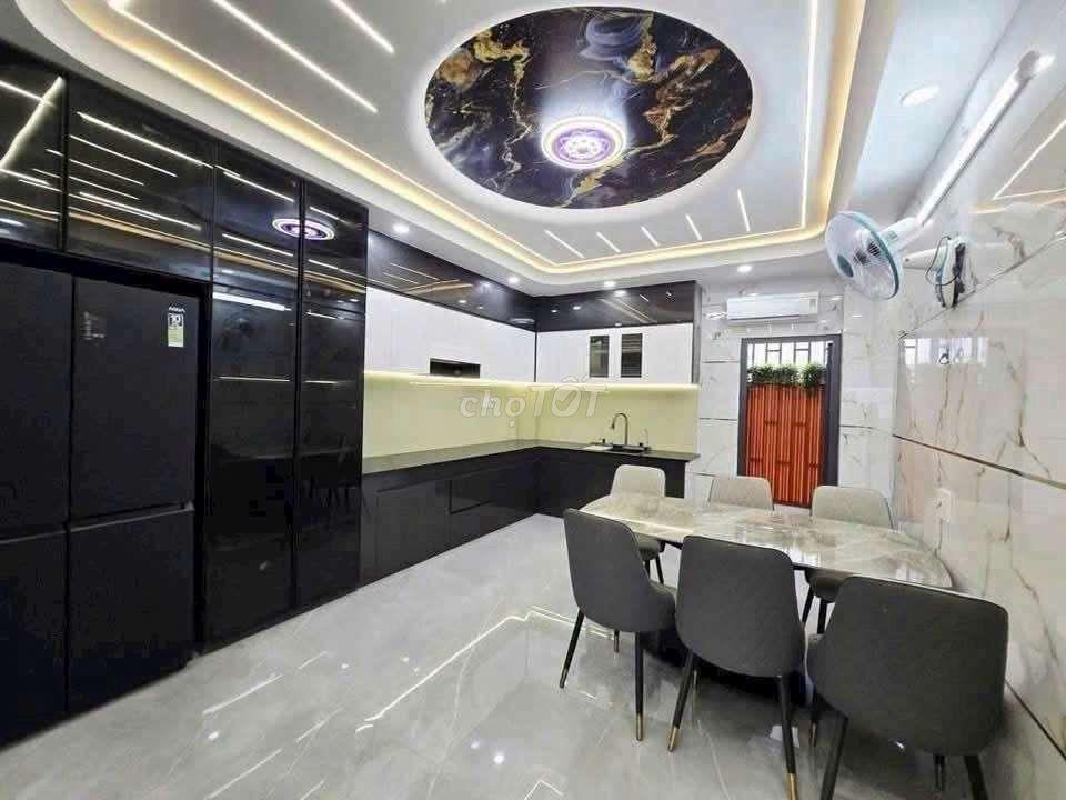 Nhà 1 / Hương Lộ 2 có thang máy: 4mx17m 1 lửng 3 lầu, 5PN 7WC