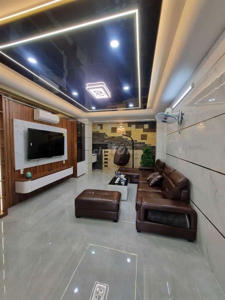 Nhà 1 / Hương Lộ 2 có thang máy: 4mx17m 1 lửng 3 lầu, 5PN 7WC