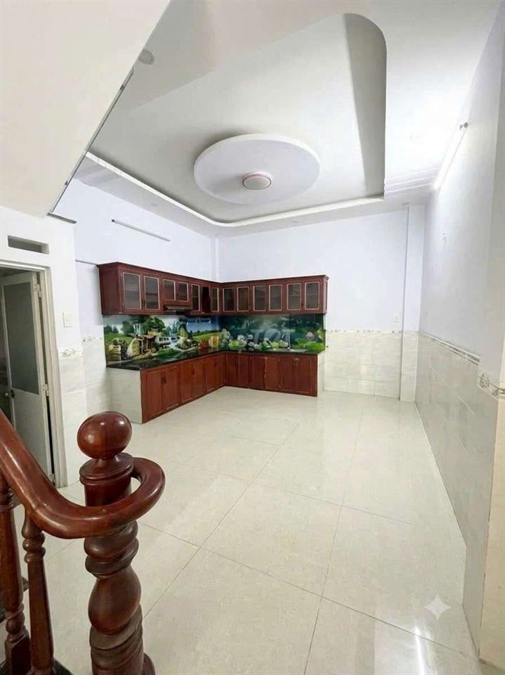 Cho thuê nhà hẻm 700 Tỉnh Lộ 10: 4.5mx13m 1 trệt 3 lầu, 4PN 5WC