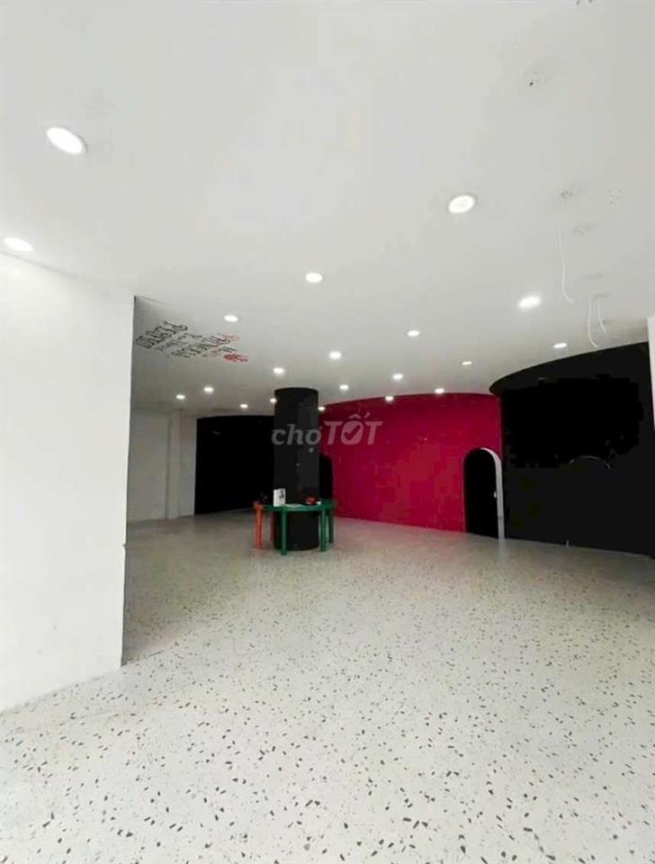 Cho thuê MTKD góc tên lửa dt 6*20m