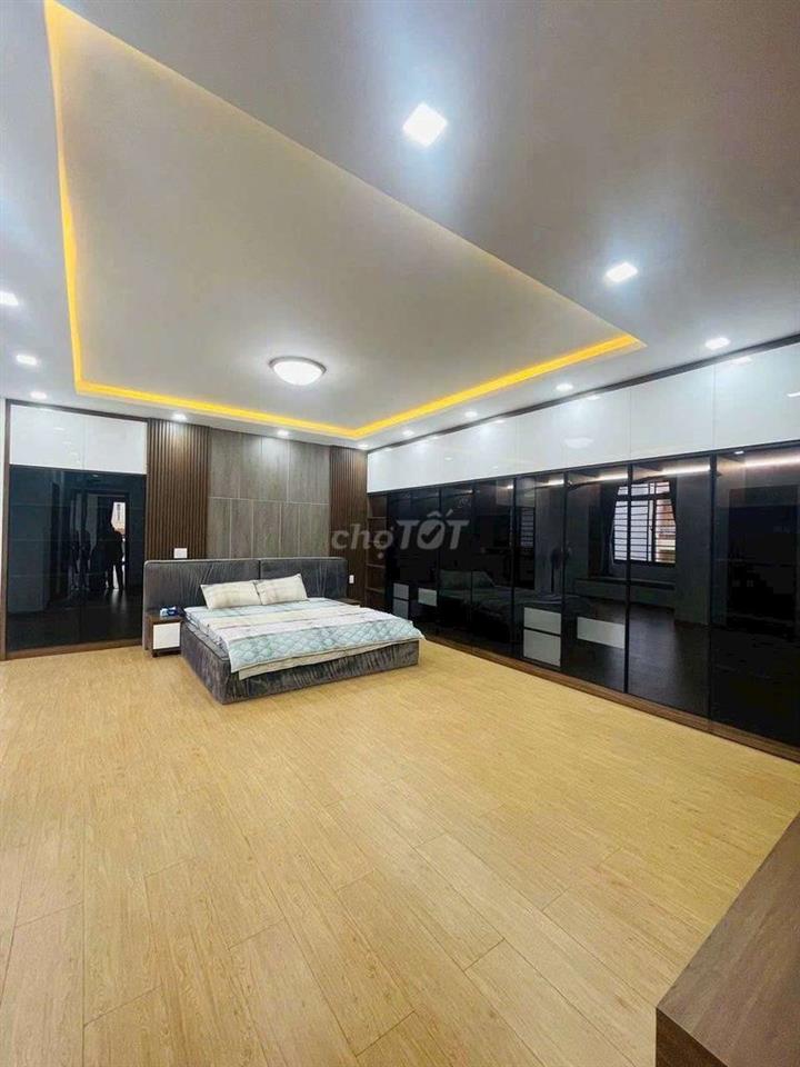Cho thuê biệt thự góc full nội thất dt 10*20m