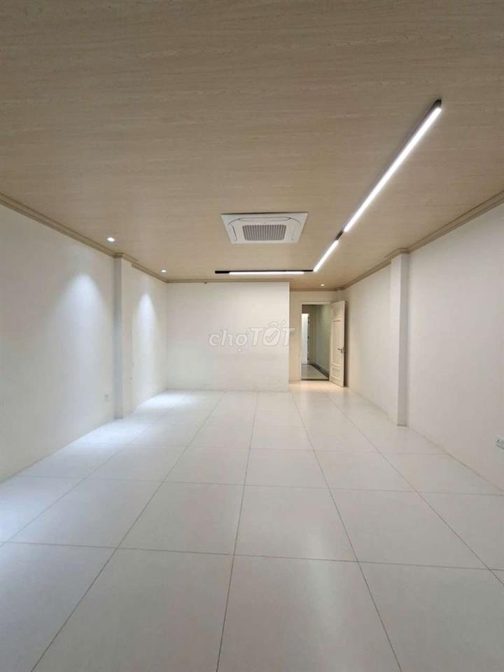 Cho thuê nhà mới MTKD tên lửa dt 5*20m