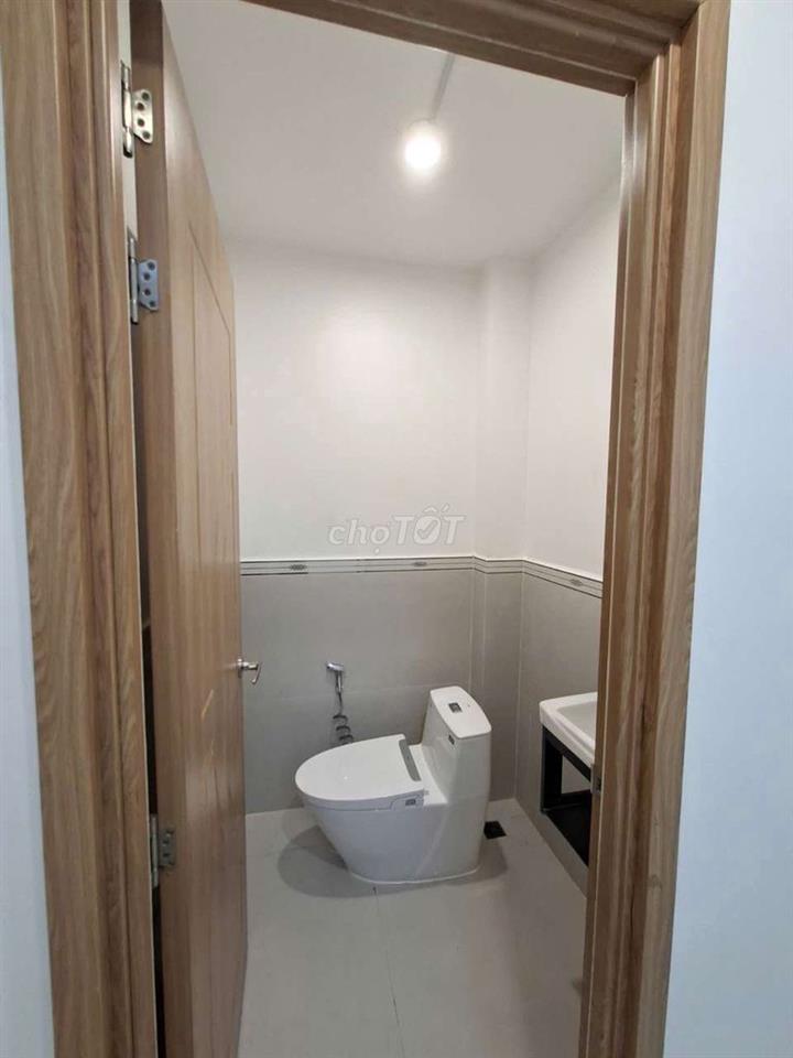 Cho thuê nhà mới MTKD tên lửa dt 5*20m